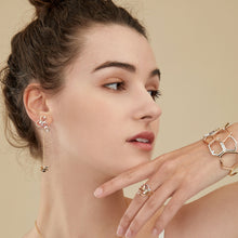 Load image into Gallery viewer, HoneyComb 3 Tone Earrings