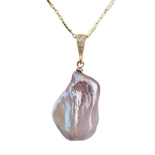 Load image into Gallery viewer, Freeform Pearl Pendant
